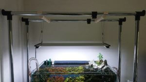 水槽用照明を吊り下げ化 高さ調整を容易にする方法 ちゃんじゅんの趣味ブログ